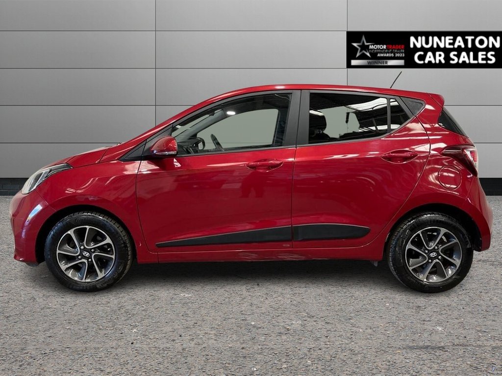 USED 2018 68 HYUNDAI I10 1.2 Premium Hatchback 5dr Petrol Manual Euro 6 (87 ps) APPLE CAR PLAY AND ANDROID AUTO