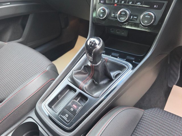 2018 SEAT LEON 1.4 EcoTSI FR Titanium Technology Sport Coupe 3dr Petrol Manual Euro 6 (s/s) (150 ps) - Photo 10