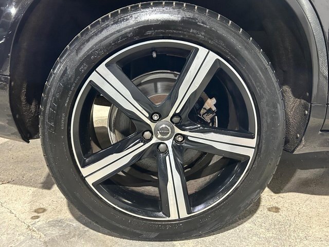 VOLVO XC90 2.0 D5 PowerPulse R-Design Auto 4WD Euro 6 (s/s) 5dr - Photo 12