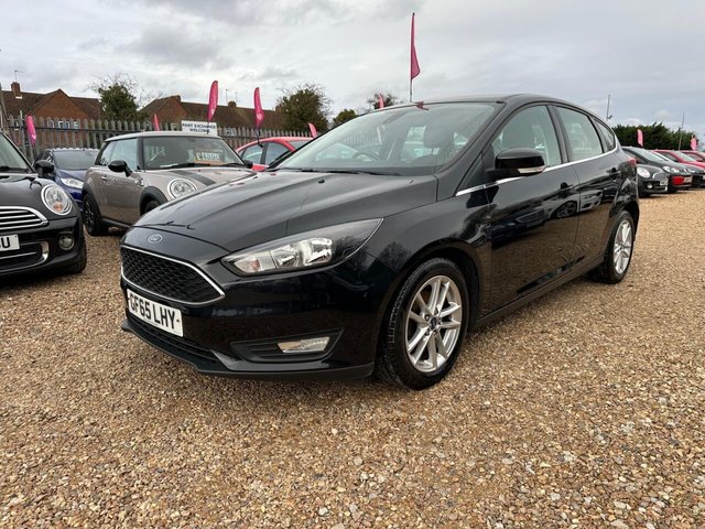 2015 FORD FOCUS 1.0T EcoBoost Zetec Euro 6 (s/s) 5dr - Photo 12