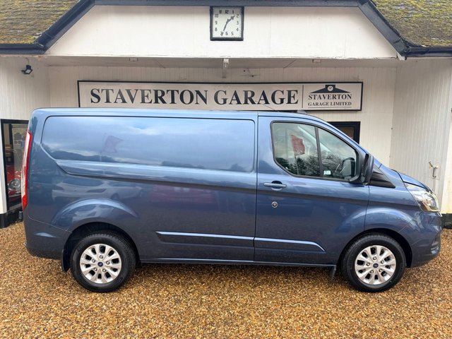 View our FORD TRANSIT CUSTOM