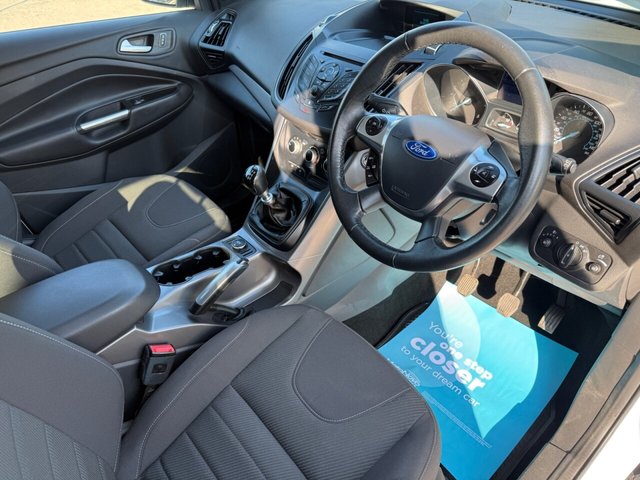 2014 FORD KUGA 2.0 TDCi Zetec SUV 5dr Diesel Manual AWD Euro 5 (140 ps) - Photo 7
