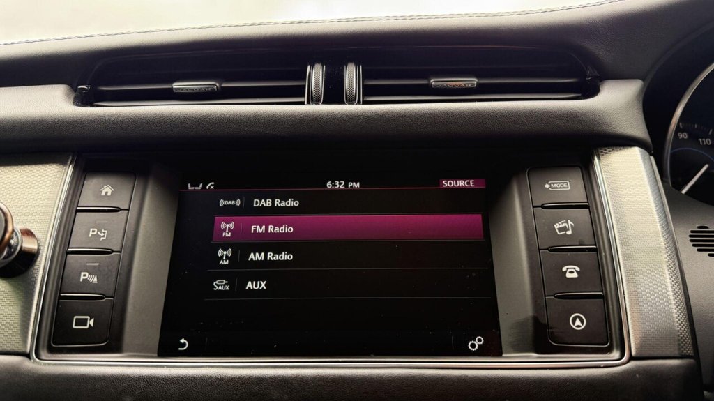 USED 2016 16 JAGUAR XF 2.0d Portfolio Auto Euro 6 (s/s) 4dr TIMIMG BELT|HEAD UP|WARRANTY|+