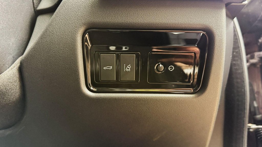 USED 2016 16 JAGUAR XF 2.0d Portfolio Auto Euro 6 (s/s) 4dr TIMIMG BELT|HEAD UP|WARRANTY|+