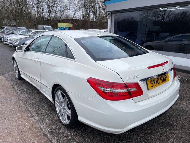 2010 Mercedes-Benz E-CLASS - Photo 3