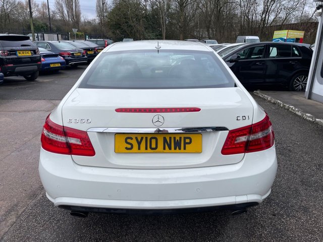 2010 Mercedes-Benz E-CLASS - Photo 4