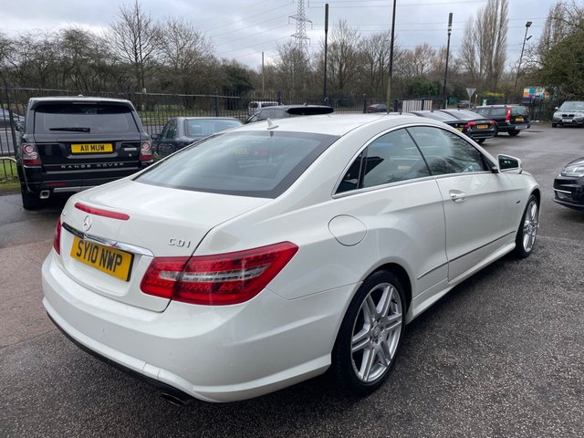 2010 Mercedes-Benz E-CLASS - Photo 5