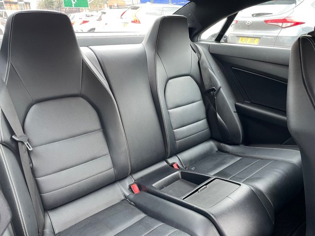 2010 Mercedes-Benz E-CLASS - Photo 11