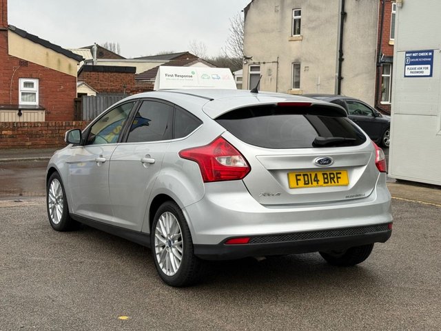 2014 FORD FOCUS 1.6 TDCi Zetec Hatchback 5dr Diesel Manual Euro 5 (s/s) (115 ps) - Photo 3