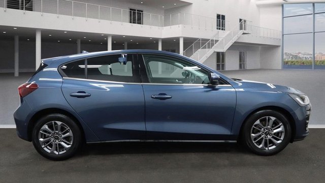 2022 Ford Focus 1L Titanium Style 5dr - Photo 11