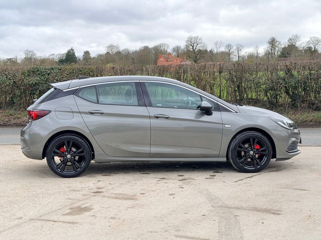 2017 Vauxhall Astra 1.4L SRI Vx Line 5dr - Photo 9