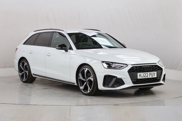2022 Audi A4 Avant 2L Black Edition 5dr - Photo 2