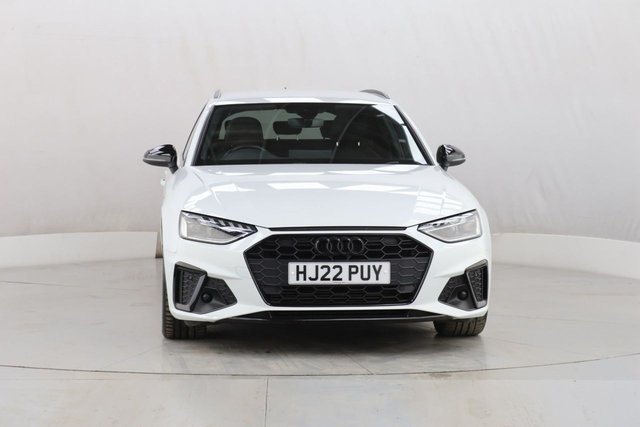 2022 Audi A4 Avant 2L Black Edition 5dr - Photo 3