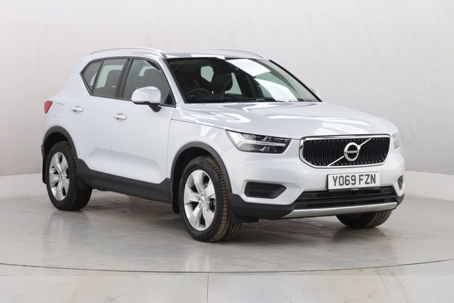 2020 Volvo Xc40 2L Momentum 5dr - Photo 2