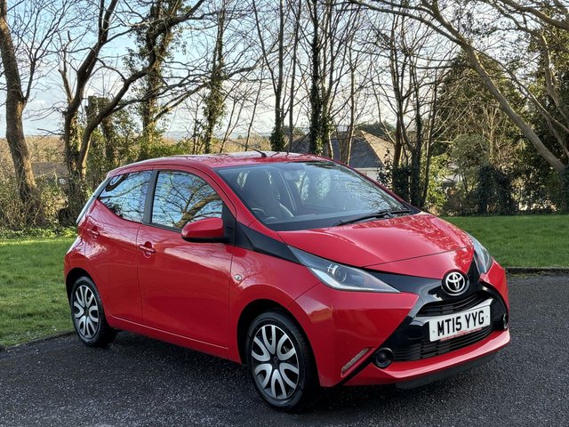2015 Toyota Aygo 1L X-Play 5dr