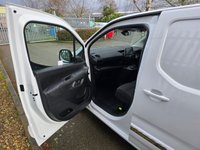 USED 2023 72 TOYOTA PROACE CITY 1.5 BlueHDi Design Short Panel Van 5dr Diesel Auto SWB Euro 6 (s/s) (130 bhp) AUTO - DESIGN - ALLOYS, CAMERA AND SENSORS.