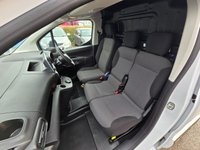 USED 2023 72 TOYOTA PROACE CITY 1.5 BlueHDi Design Short Panel Van 5dr Diesel Auto SWB Euro 6 (s/s) (130 bhp) AUTO - DESIGN - ALLOYS, CAMERA AND SENSORS.
