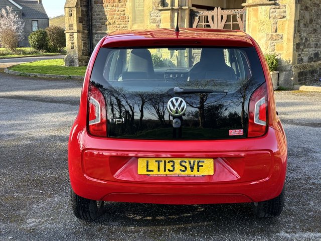 2013 Volkswagen Up! 1L High Up! 5dr - Photo 4