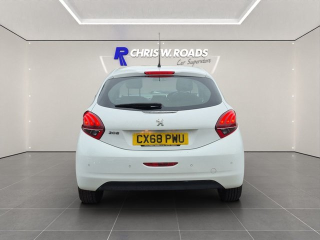 2018 Peugeot 208 1.2L Signature 5dr - Photo 12
