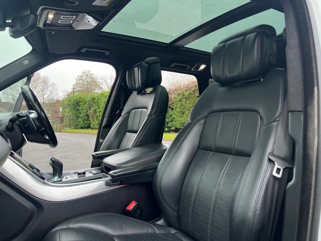 USED 2018 67 LAND ROVER RANGE ROVER SPORT 3.0 SD V6 Autobiography Dynamic SUV 5dr Diesel Auto 4WD Euro 6 (s/s) (306 ps) 