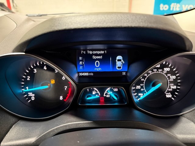 2019 FORD KUGA 1.5T EcoBoost Titanium Edition SUV 5dr Petrol Manual Euro 6 (s/s) (150 ps) - Photo 11