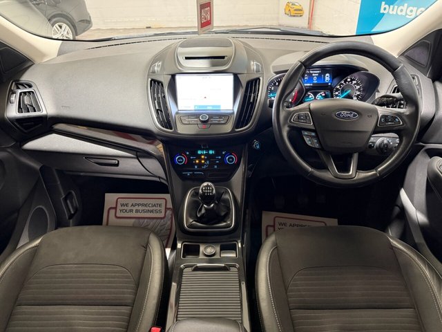 2019 FORD KUGA 1.5T EcoBoost Titanium Edition SUV 5dr Petrol Manual Euro 6 (s/s) (150 ps) - Photo 4