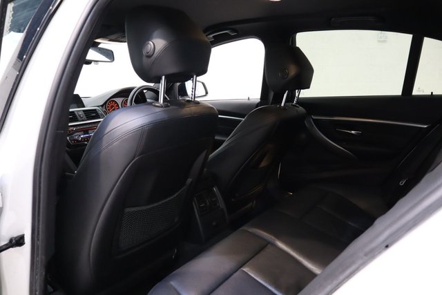 2018 BMW 3 SERIES - Photo 9