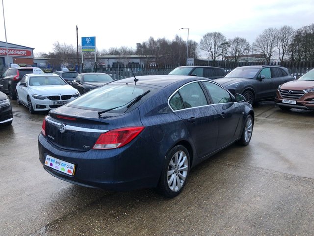 2011 VAUXHALL INSIGNIA 2011 2.0 CDTi ecoFLEX Exclusiv Hatchback 5dr Diesel Manual Euro 5 (s/s) (130 ps) - Photo 9