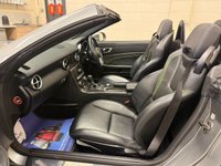 USED 2015 15 MERCEDES-BENZ SLK 2.1 SLK250 CDi CarbonLOOK Edition Convertible 2 Door Diesel G-Tronic+ Euro 5 (s/s) (204 ps) PANORAMIC ROOF SAT NAV PARKTRONIC