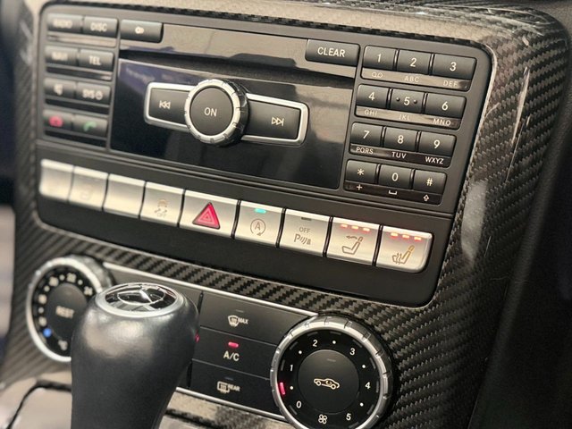 2015 Mercedes-Benz SLK - Photo 6