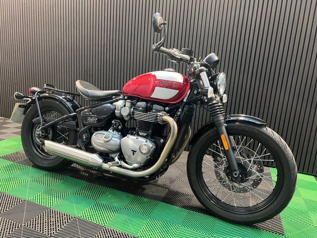 View our TRIUMPH BOBBER
