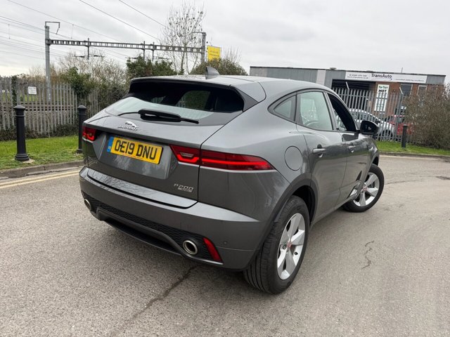 2019 Jaguar E-Pace 2L R-Dynamic S 5dr - Photo 3