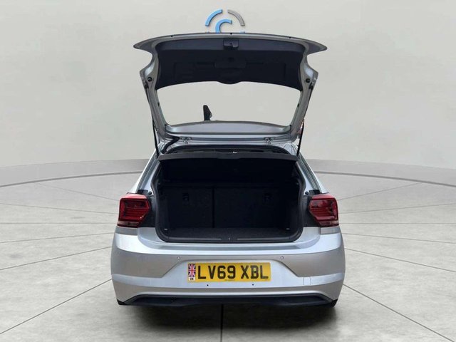 2019 Volkswagen Polo - Photo 8