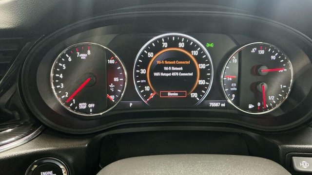 2017 VAUXHALL INSIGNIA 2.0i Turbo Elite Nav Sports Tourer Auto 4WD Euro 6 (s/s) 5dr - Photo 11