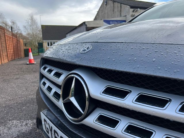 2018 MERCEDES-BENZ GLA 1.6 GLA200 AMG Line SUV 5dr Petrol 7G-DCT Euro 6 (s/s) (156 ps) - Photo 3