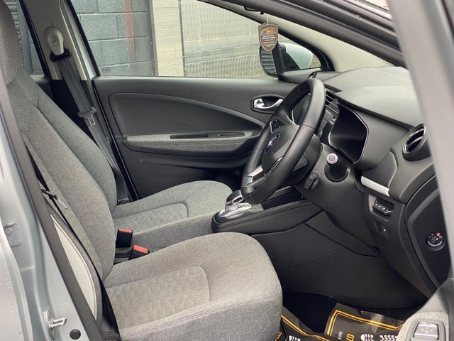 2020 RENAULT ZOE - Photo 10