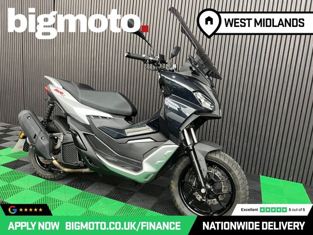 View our APRILIA SR GT 125