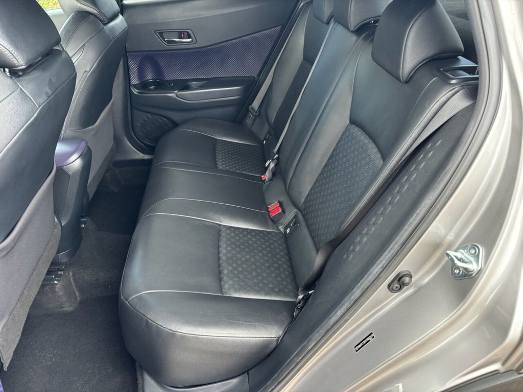 USED 2018 18 TOYOTA C-HR 1.2 VVT-i Dynamic SUV 5dr Petrol Manual Euro 6 (s/s) (115 ps) &pound;ZERO DEPOSIT FINANCE