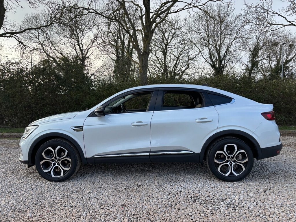 USED 2021 71 RENAULT ARKANA 1.6 E-TECH S Edition SUV 5dr Petrol Hybrid Auto 2WD Euro 6 (s/s) (145 bhp) &pound;ZERO DEPOSIT FINANCE
