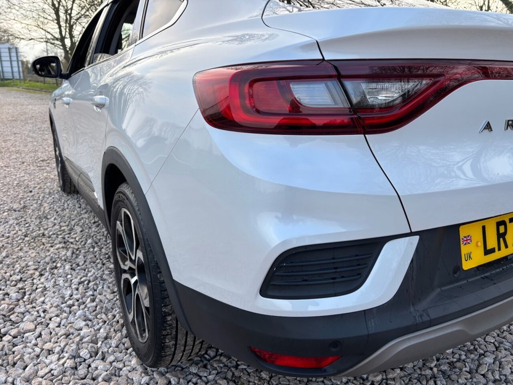USED 2021 71 RENAULT ARKANA 1.6 E-TECH S Edition SUV 5dr Petrol Hybrid Auto 2WD Euro 6 (s/s) (145 bhp) &pound;ZERO DEPOSIT FINANCE