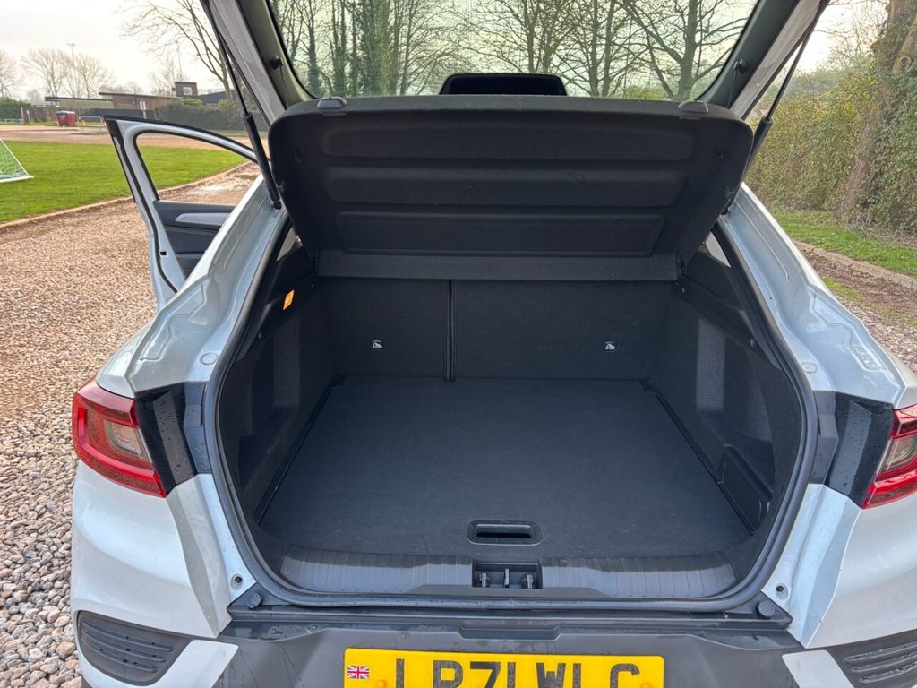 USED 2021 71 RENAULT ARKANA 1.6 E-TECH S Edition SUV 5dr Petrol Hybrid Auto 2WD Euro 6 (s/s) (145 bhp) &pound;ZERO DEPOSIT FINANCE