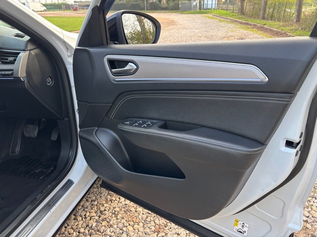 USED 2021 71 RENAULT ARKANA 1.6 E-TECH S Edition SUV 5dr Petrol Hybrid Auto 2WD Euro 6 (s/s) (145 bhp) &pound;ZERO DEPOSIT FINANCE