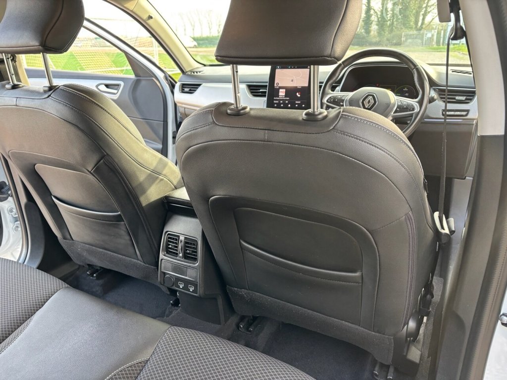 USED 2021 71 RENAULT ARKANA 1.6 E-TECH S Edition SUV 5dr Petrol Hybrid Auto 2WD Euro 6 (s/s) (145 bhp) &pound;ZERO DEPOSIT FINANCE