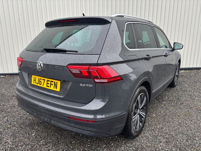 2017 VOLKSWAGEN TIGUAN 2.0 TDI SE Navigation SUV 5dr Diesel Manual Euro 6 (s/s) (150 ps) - Photo 5