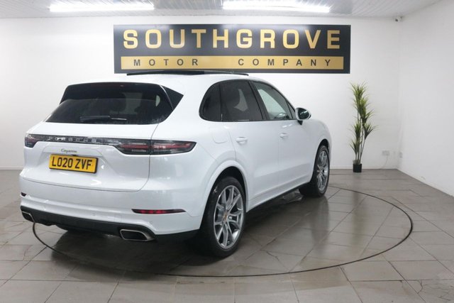 2020 PORSCHE CAYENNE 3.0T V6 GPF SUV 5dr Petrol TiptronicS 4WD Euro 6 (s/s) (340 ps) - Photo 9