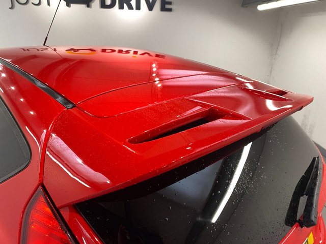 2014 Ford Fiesta 1L Zetec S 3dr - Photo 10