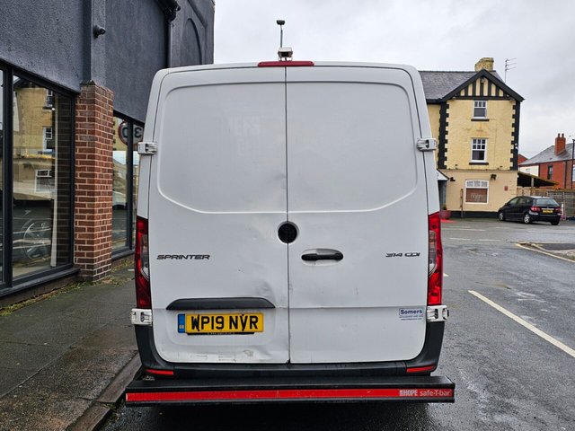 2019 Mercedes-Benz Sprinter 2.1L null 5dr - Photo 5