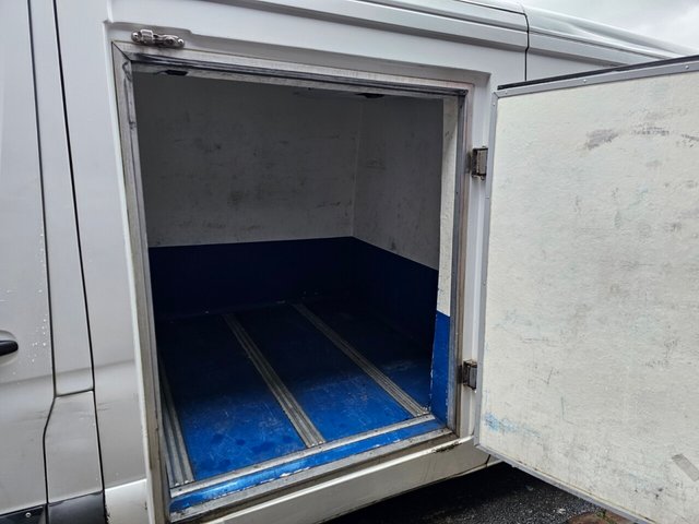 2019 Mercedes-Benz Sprinter 2.1L null 5dr - Photo 7