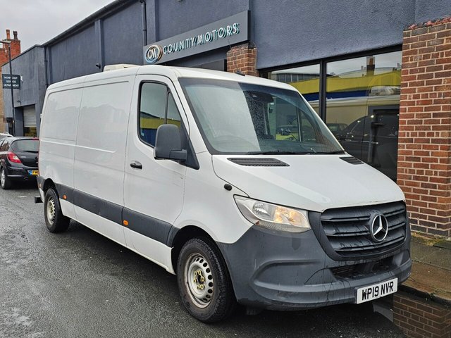 2019 Mercedes-Benz Sprinter 2.1L null 5dr