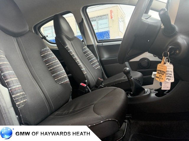 2013 CITROEN C1 - Photo 9